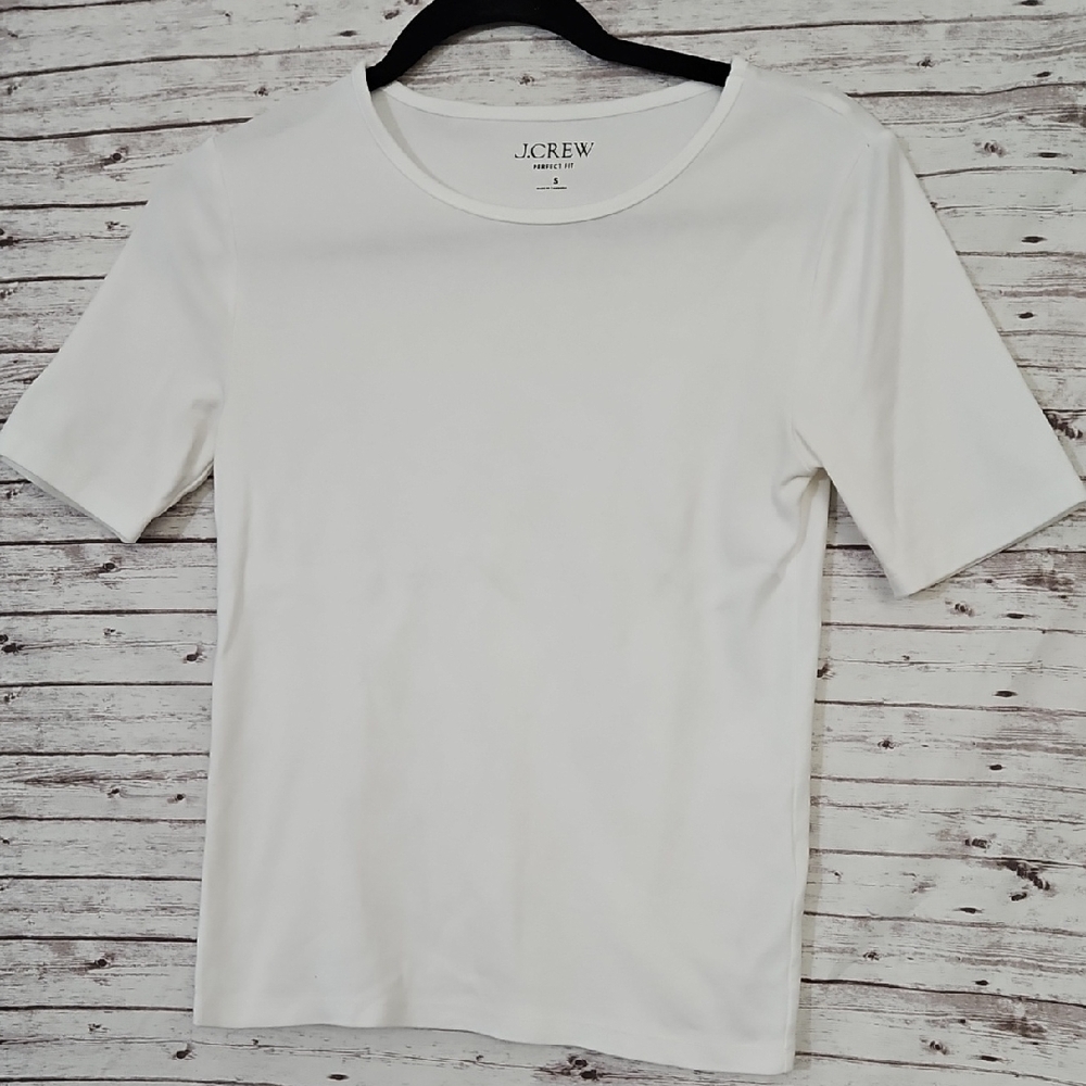 J. Crew Women's Classic White Short Sleeve Tee